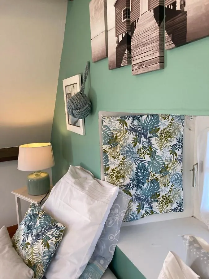 Ar Couette Bed & Breakfast Bono France